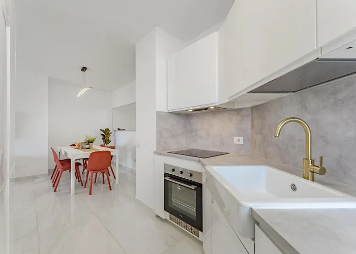 Happy Sabina Sea View Apartment Costa Adeje (Tenerife)